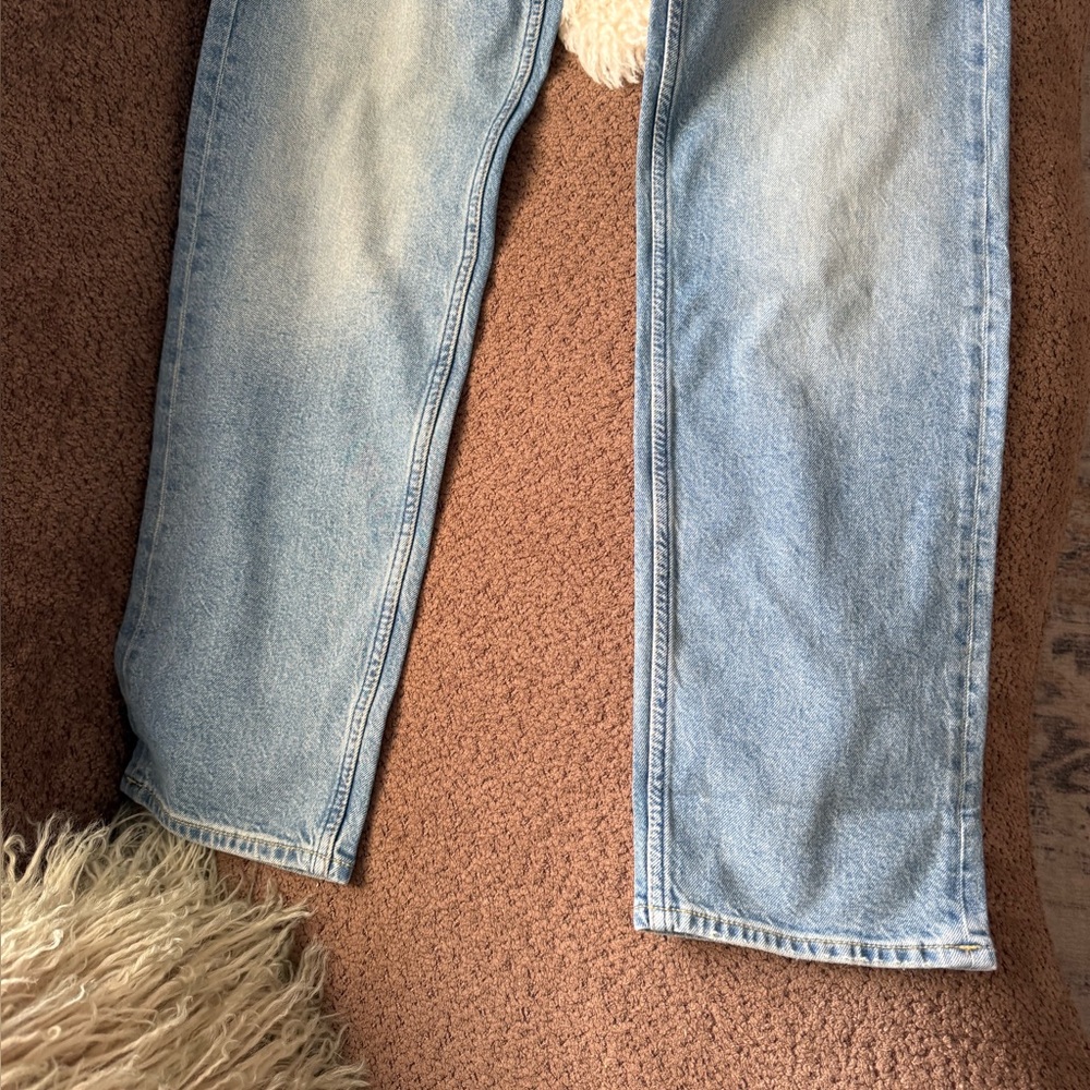 Lee Mid Rise Rider Straight Jeans in the Shade to the Sky - Picture 2 of 6